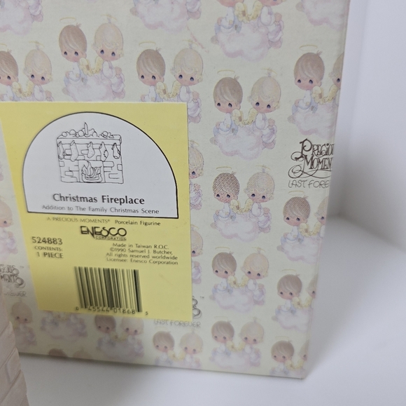 Precious Moments Christmas Fireplace Figurine 1990 524883 - Picture 5 of 8